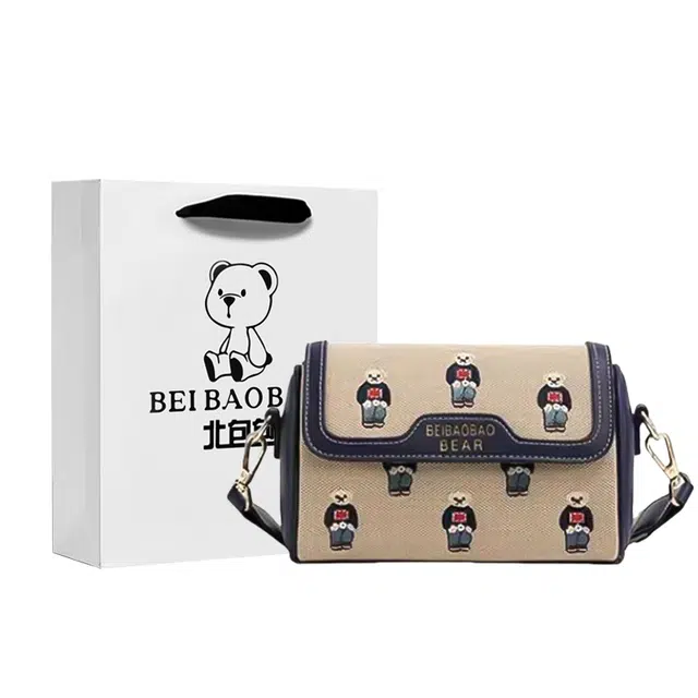 北包包 潮流休闲刺绣枕头包韩版小众斜挎包可爱卡通复古经典女包 布 单肩包多色女款