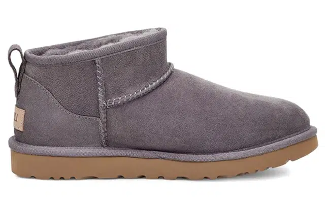 UGG CLASSIC ULTRA MINI