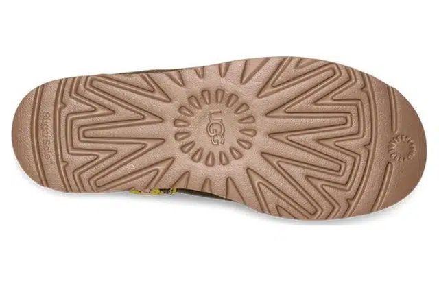 UGG