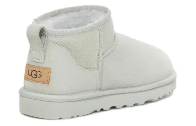 UGG