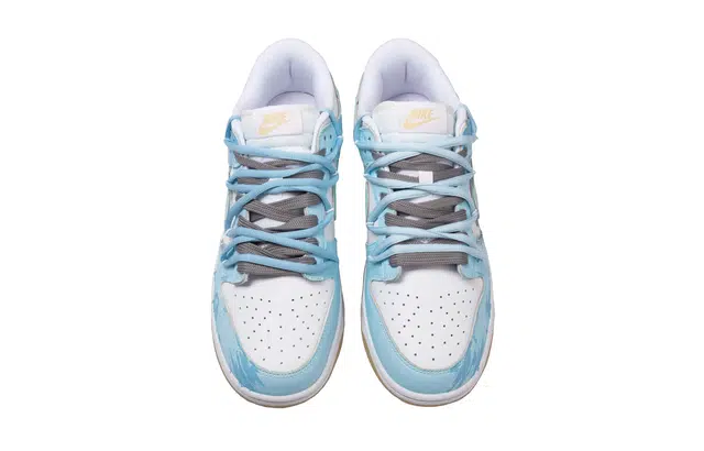Nike Dunk Low "Cloud Blue"