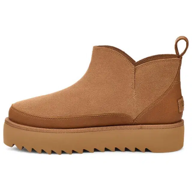 UGG Short Boot Chestnut