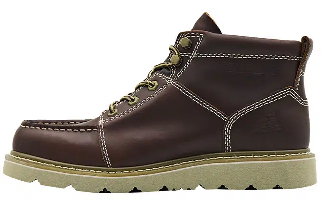 CAT Tradesman Mid B4C