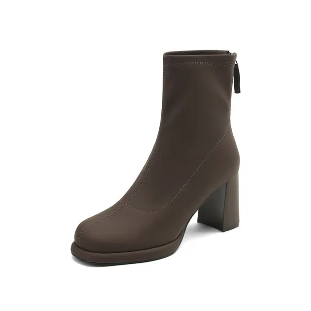 DAPHNE PU 8cm