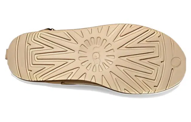 UGG