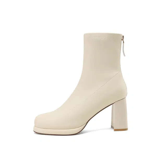 DAPHNE PU 8cm