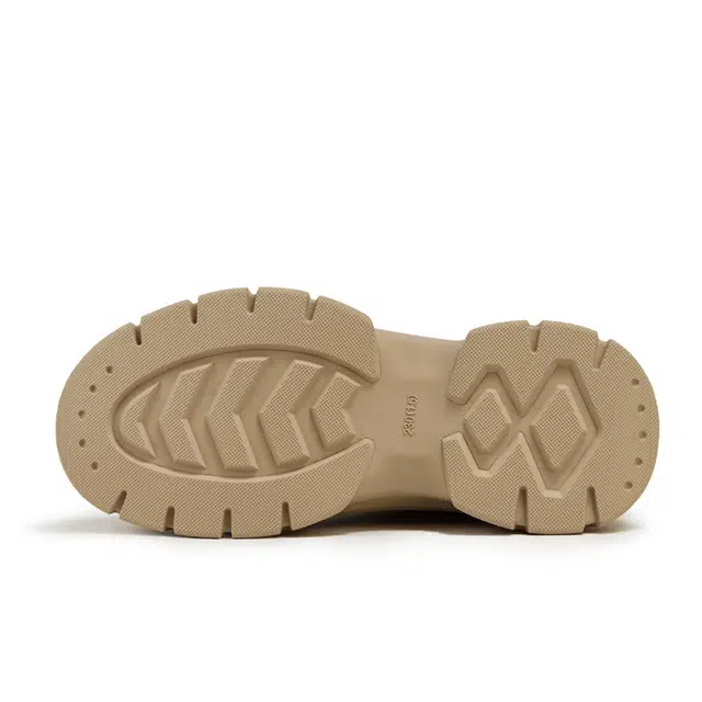CAMEL ACTIVE
