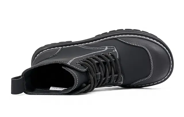 EBLAN Ankle Boots Black