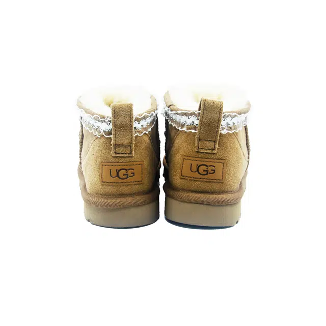 UGG CLASSIC ULTRA MINI