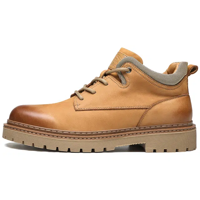 法派 头层牛皮 舒适气质耐磨防踢防撞 中筒 马丁靴 男款 棕色