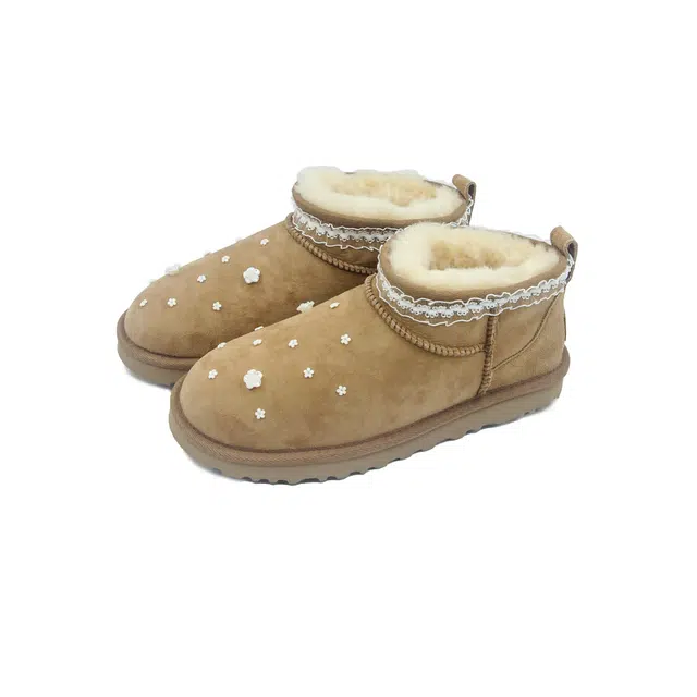 UGG CLASSIC ULTRA MINI