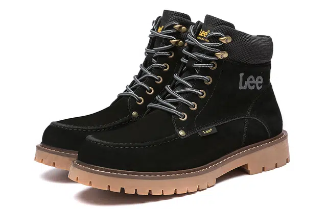 Lee