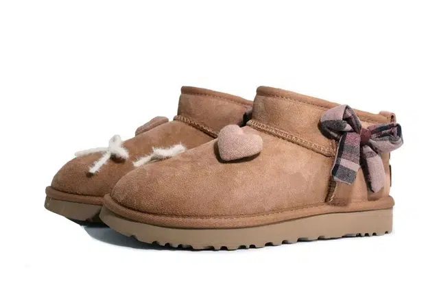 UGG CLASSIC ULTRA MINI