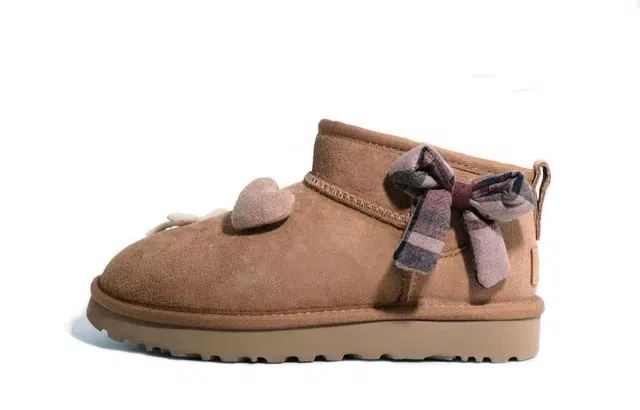 UGG CLASSIC ULTRA MINI