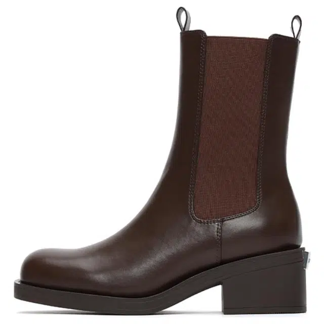 Daphne Lab Chelsea Boots
