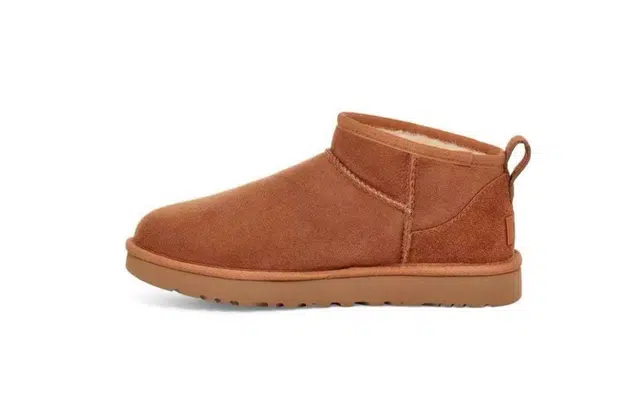 UGG CLASSIC ULTRA MINI