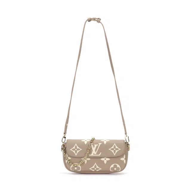 LOUIS VUITTON IVY
