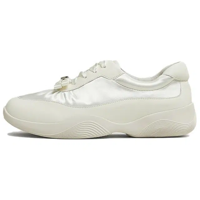 他她 经典气质潮流 低帮 生活休闲鞋 女款