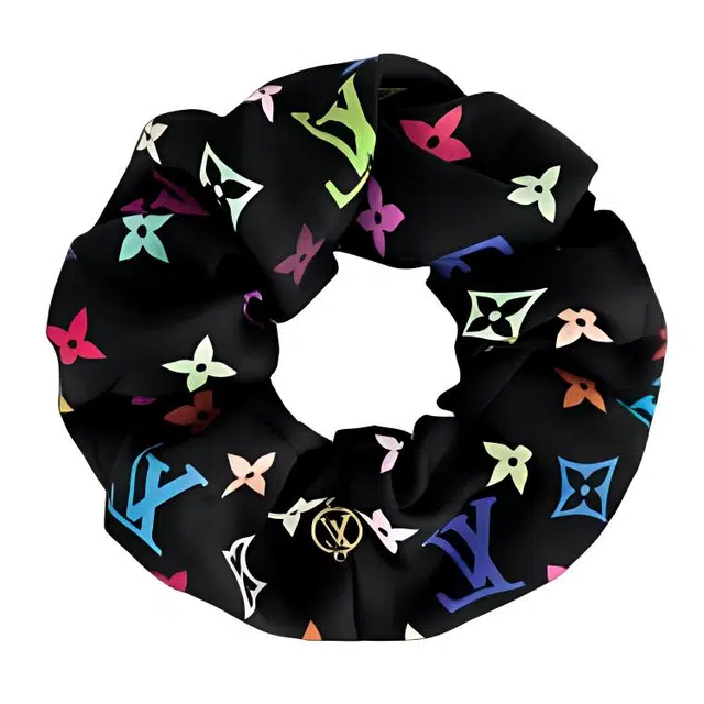 LOUIS VUITTON x -