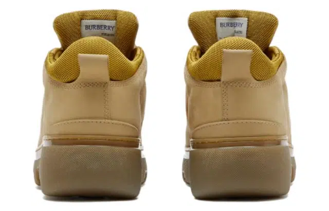 Burberry Trek
