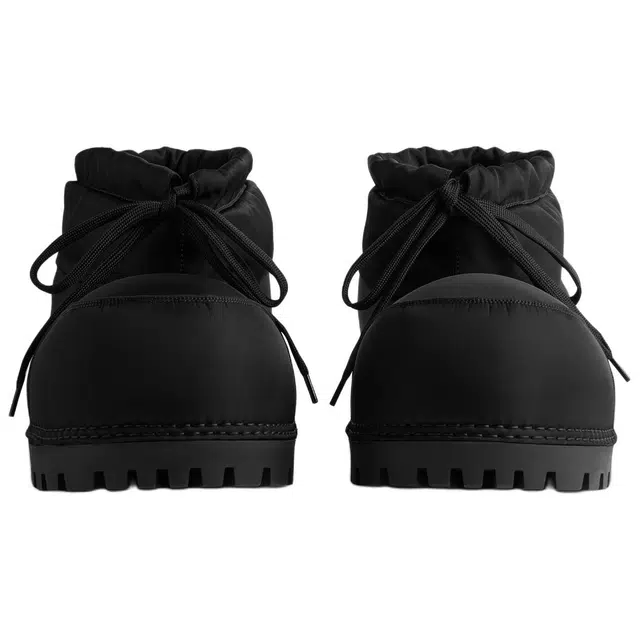 Balenciaga Alaska