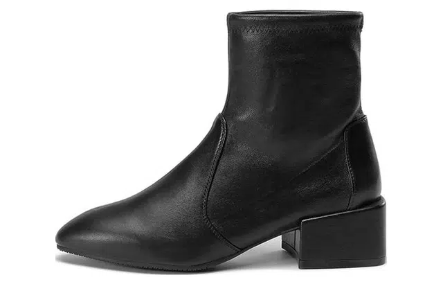 stuart weitzman