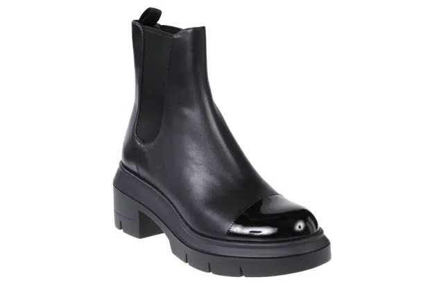 Stuart Weitzman