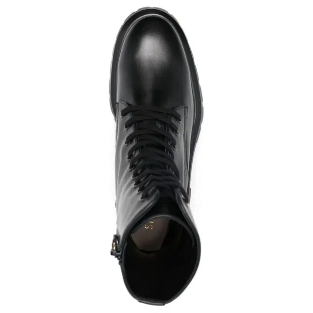 stuart weitzmanSW