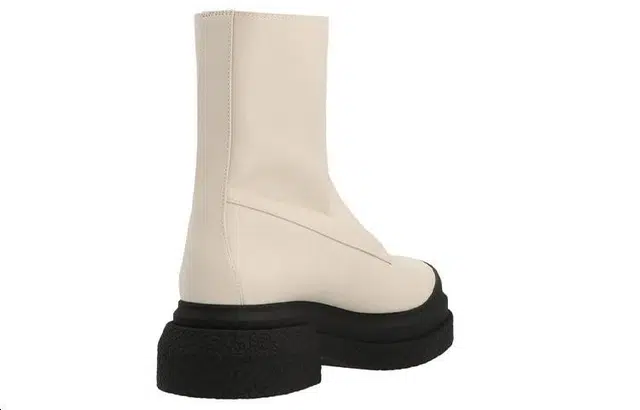 stuart weitzmanSW