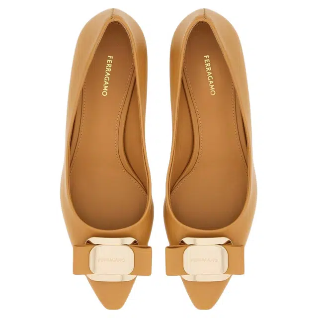 FERRAGAMO Vara 4cm