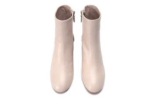 Stuart Weitzman