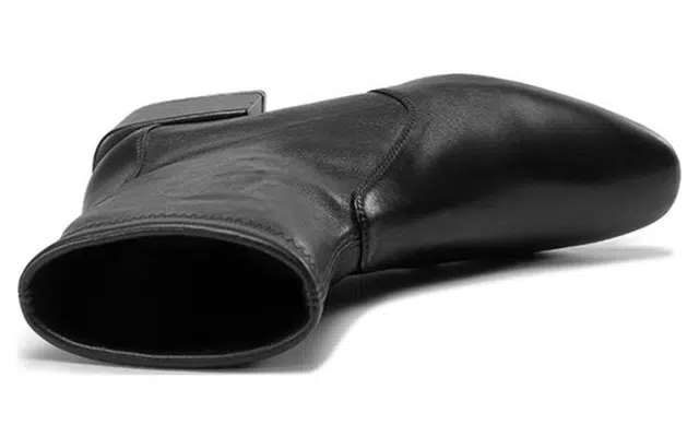 stuart weitzman