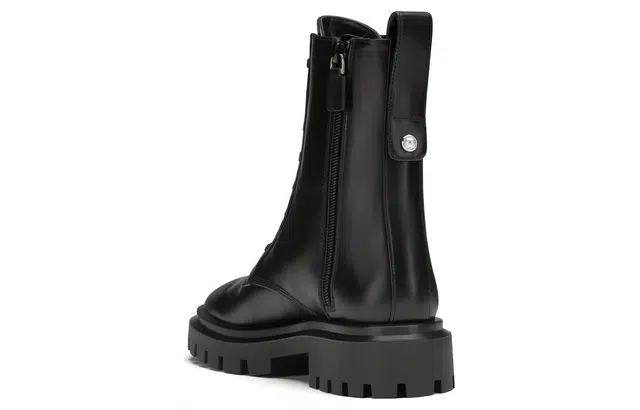 stuart weitzmanSW