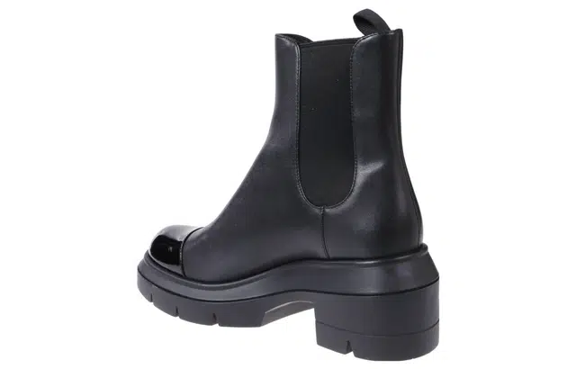 Stuart Weitzman