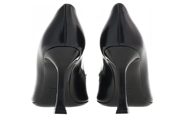 FERRAGAMO Vara 8.5cm