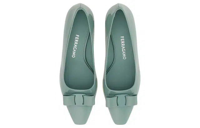 FERRAGAMO Vara 5.5cm