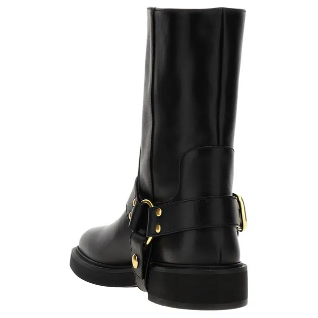 Valentino Vlogo