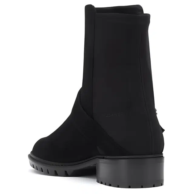 stuart weitzmanSW