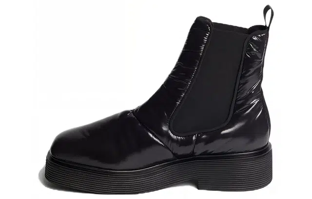 MARNI