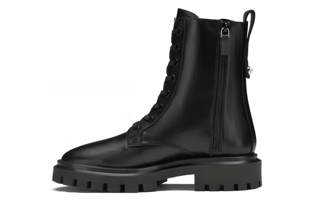 stuart weitzmanSW
