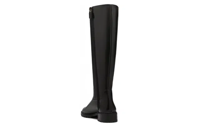 stuart weitzmanSW
