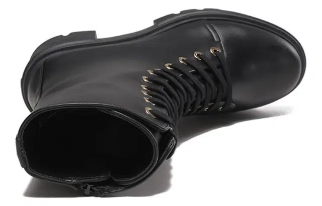stuart weitzmanSW