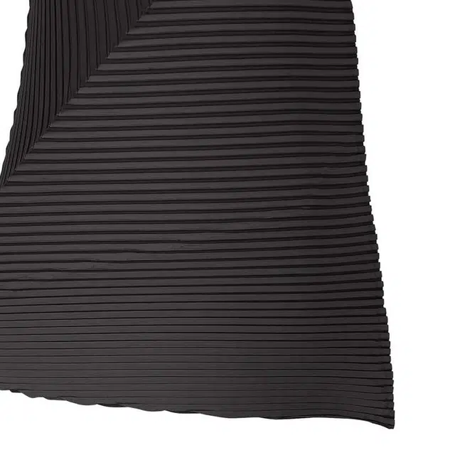 ISSEY MIYAKE SS23 T