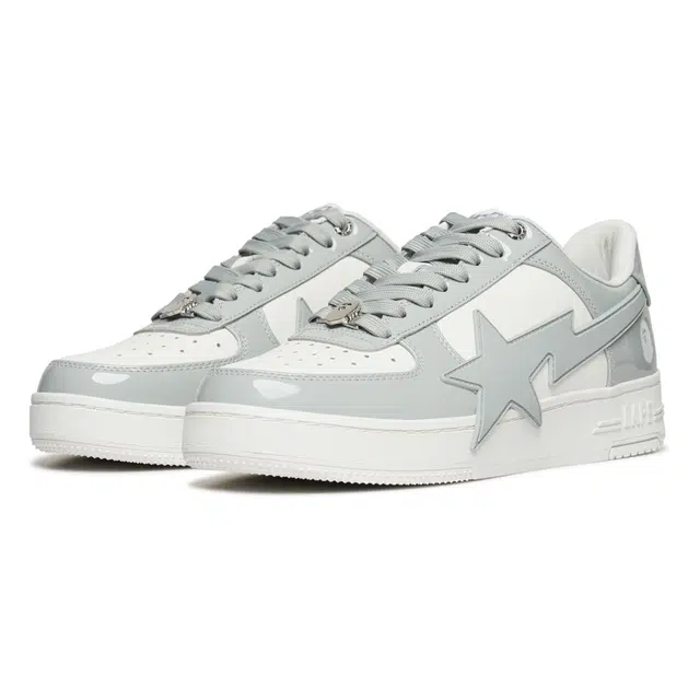 A BATHING APE