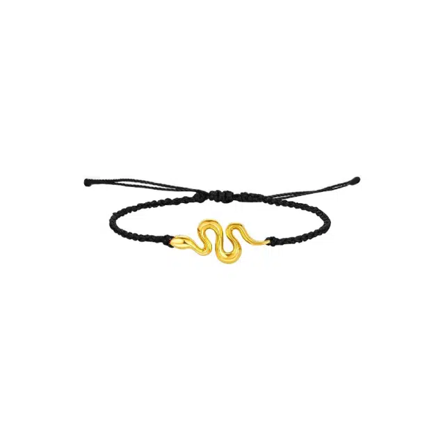 999