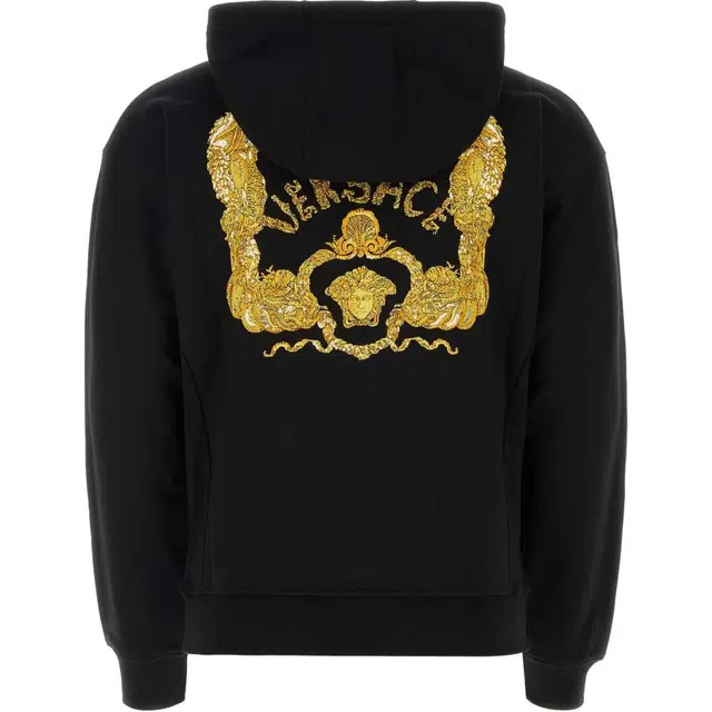VERSACE