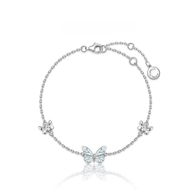 夜光蝴蝶 克兰茜 精致甜美清新小众高级感手饰女 优雅轻奢日常百搭温柔气质女友三秒心动 甜蜜恋爱圣诞生日纪念日 铜锆石 手链 女款