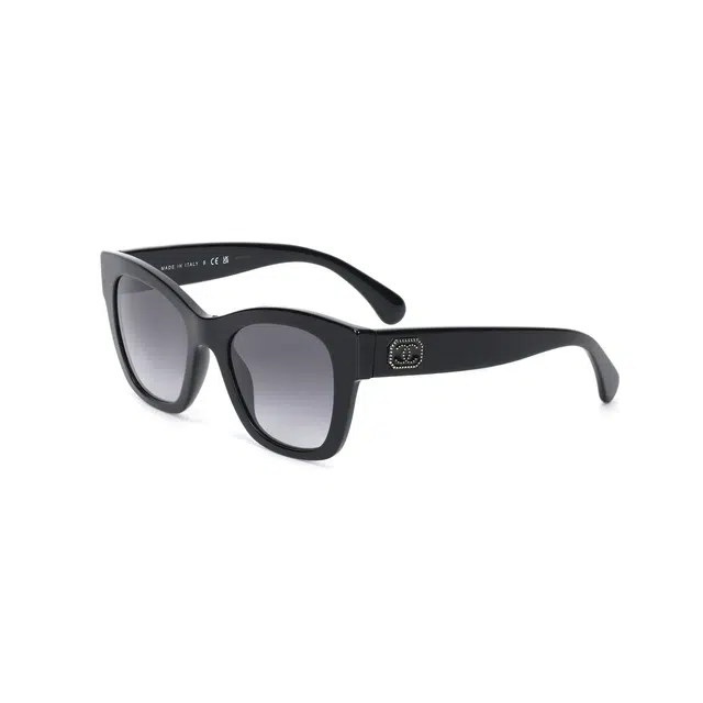 CHANEL c