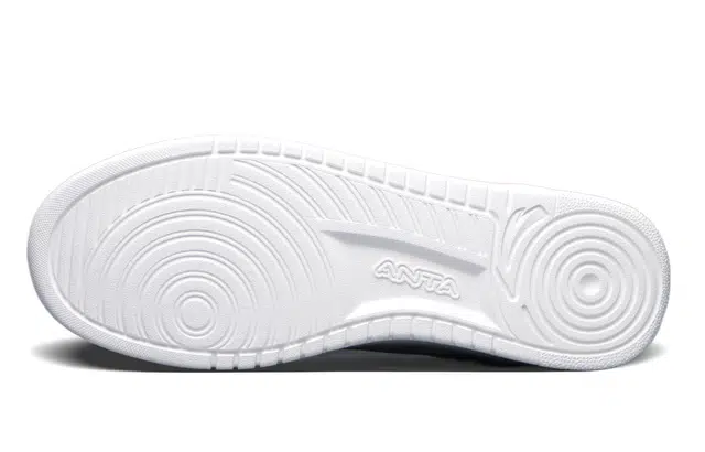 Anta 33