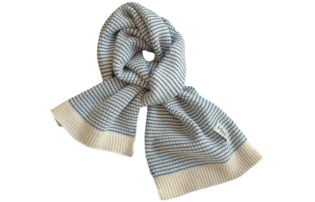 优幽兰 韩版百搭氛围感条纹时尚潮流高级感加厚保暖学生休闲简约显气质穿搭 仿羊绒 绒线围巾 女款